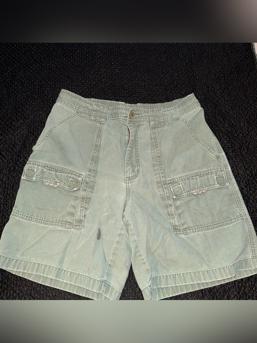LL bean men’s green cargo shorts